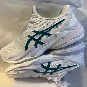 Asics Court FF 3 Novak men’s size 10.5 New/Returns.